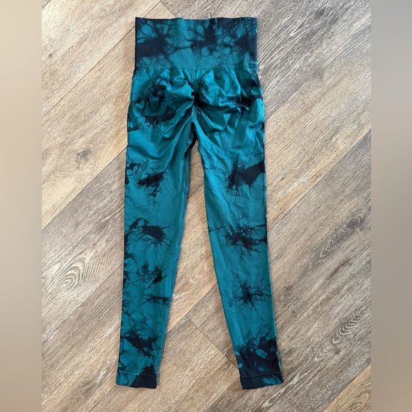SHEIN Pants - Stylish Teal and Black Kids Leggings
